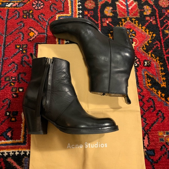 Sexy Swedish Black Pistol Boots by Acne Studios - Picture 2 of 7